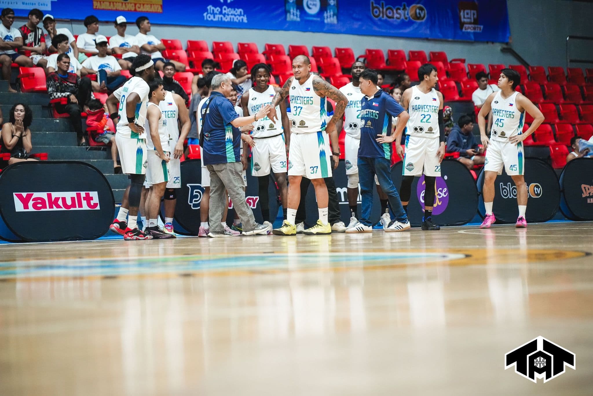 Harvesters stun the heavy-loaded Aces in a thriller